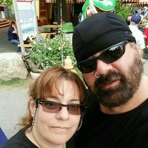 Meet your Posher, Thomas